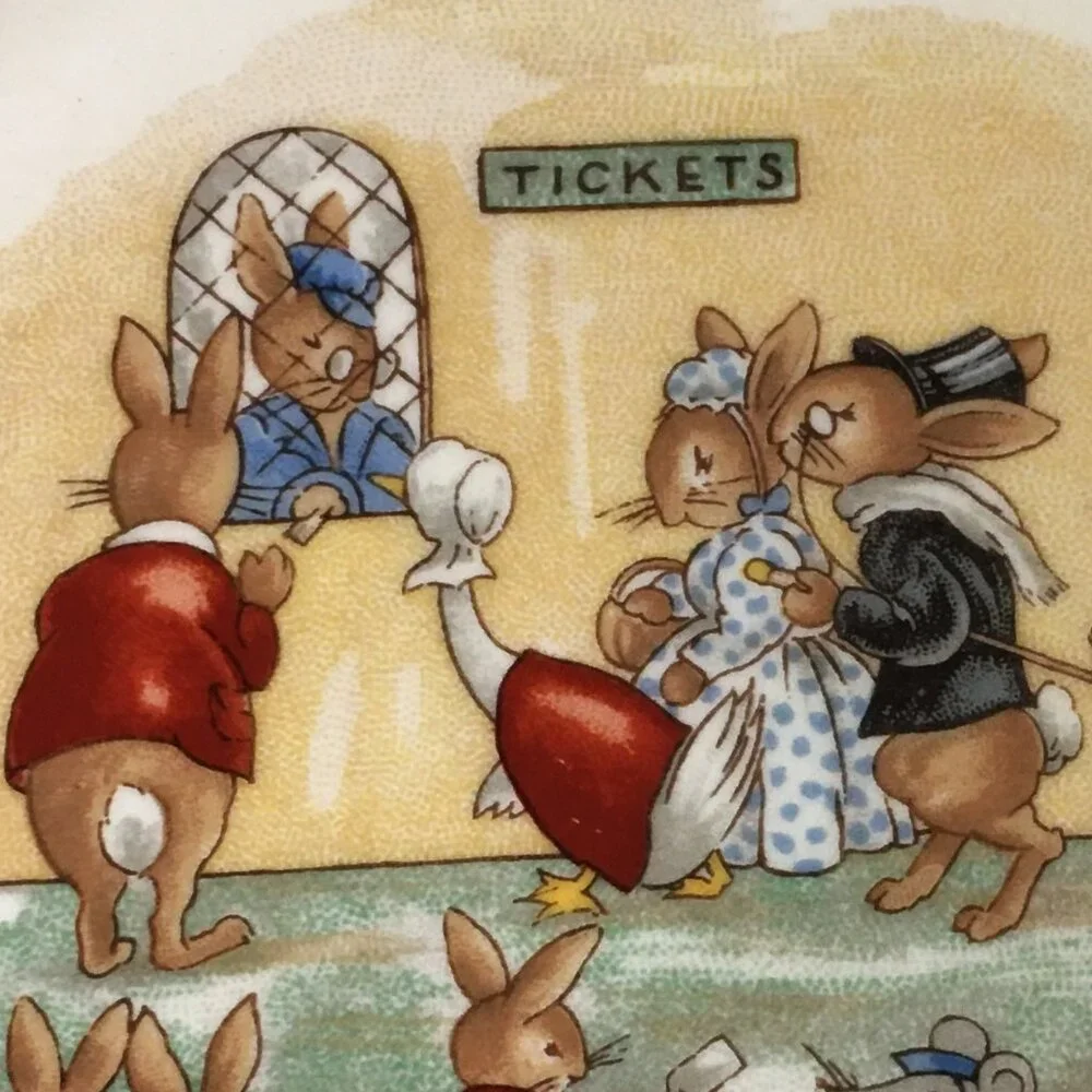 BUNNYKINS Royal Doulton Playful Ticket Booth Scenes England Peter Rabbit Plate